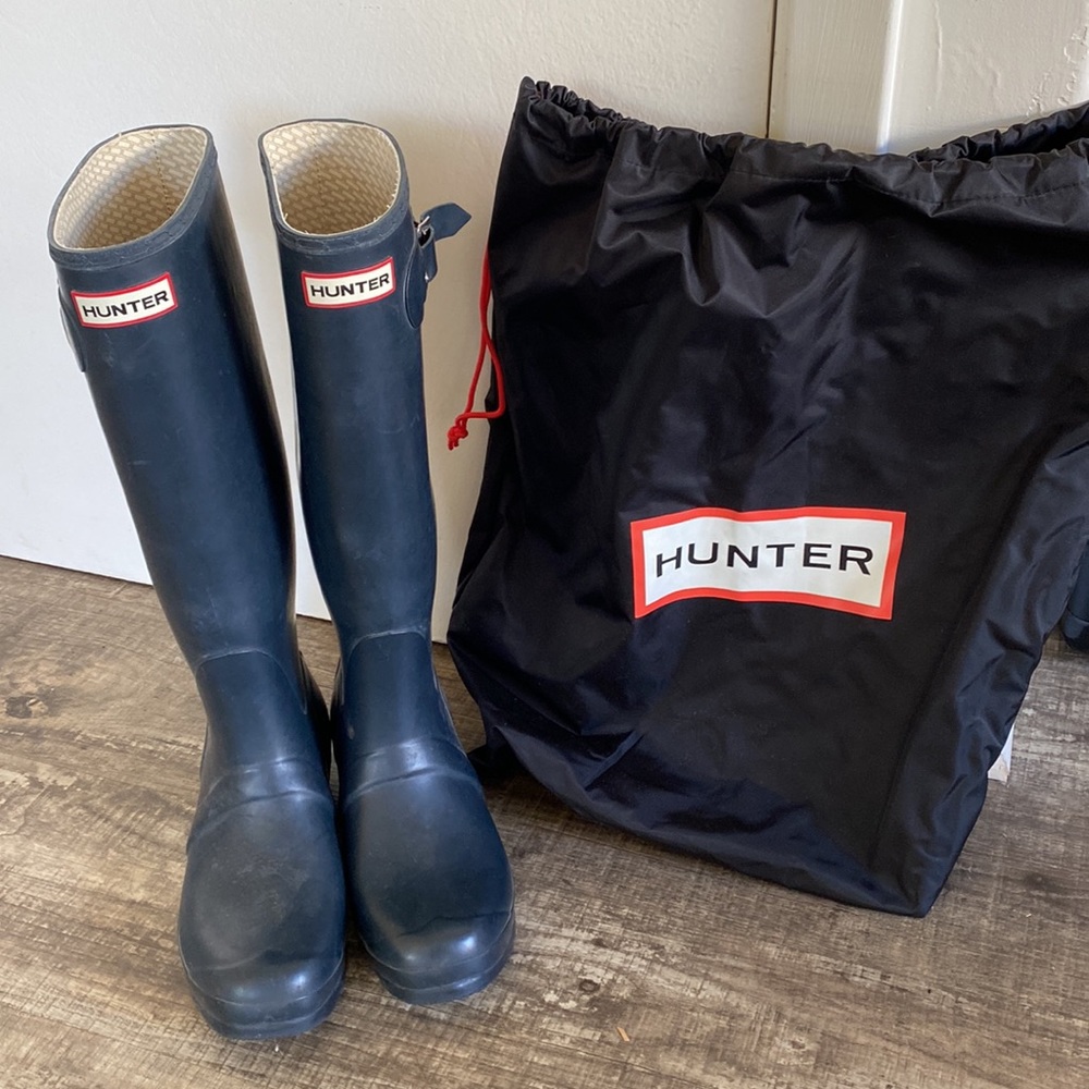 Hunter Boots - Navy - Size 8
